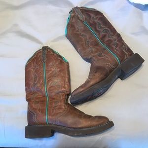 Justin’s work boots